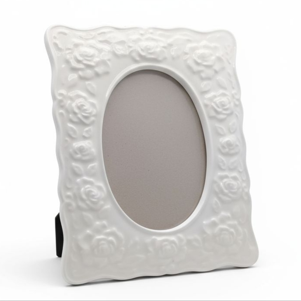 EUC Vintage Terragrafics White 3D Rose Ceramic Picture Frame!!